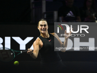 RIYADH, SAUDI ARABIA - NOVEMBER 06: Aryna Sabalenka of Belarus during her match against Elena Rybakina of Kazakhstan, on Day 5 of the 2024 W...