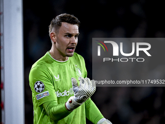 Feyenoord Rotterdam goalkeeper Timon Wellenreuther plays during the match between Feyenoord and Salzburg at the Feyenoord stadium De Kuip fo...