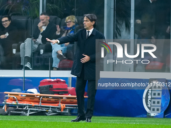 Simone Inzaghi head coach of FC Internazionale gestures during the UEFA Champions League 2024/25 League Phase MD4 match between FC Internazi...