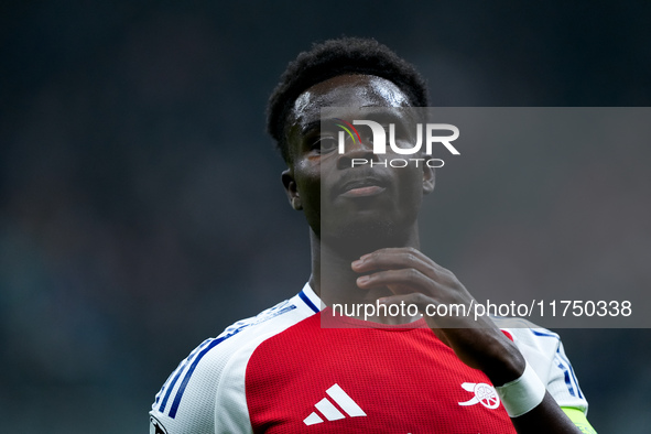 Bukayo Saka of Arsenal looks on during the UEFA Champions League 2024/25 League Phase MD4 match between FC Internazionale and Arsenal at Sta...