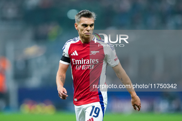 Leandro Trossard of Arsenal looks on during the UEFA Champions League 2024/25 League Phase MD4 match between FC Internazionale and Arsenal a...