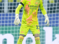 David Raya of Arsenal during the UEFA Champions League 2024/25 League Phase MD4 match between FC Internazionale and Arsenal at Stadio San Si...