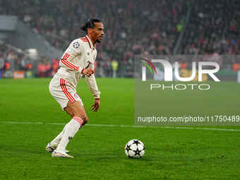 Leroy Sane of Bayern Munich  controls the ball during the Champions League Round 4 match between Bayern Munich v Benfica at the Allianz aren...