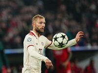 Konrad Laimer of Bayern Munich  controls the ball during the Champions League Round 4 match between Bayern Munich v Benfica at the Allianz a...