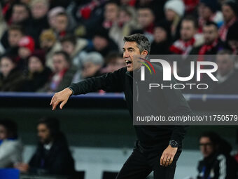 Bruno Lage of Benfica  gestures during the Champions League Round 4 match between Bayern Munich v Benfica at the Allianz arena, Munich, Germ...