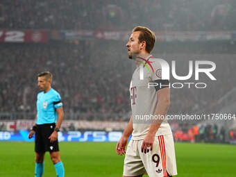 Harry Kane of Bayern Munich  looks on during the Champions League Round 4 match between Bayern Munich v Benfica at the Allianz arena, Munich...