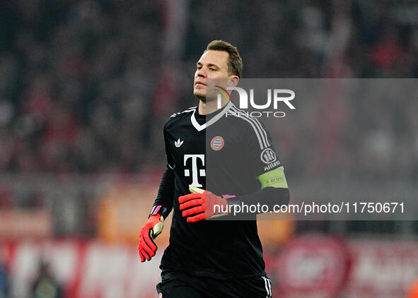 Manuel Neuer of Bayern Munich  looks on during the Champions League Round 4 match between Bayern Munich v Benfica at the Allianz arena, Muni...