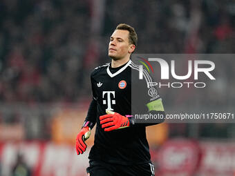 Manuel Neuer of Bayern Munich  looks on during the Champions League Round 4 match between Bayern Munich v Benfica at the Allianz arena, Muni...