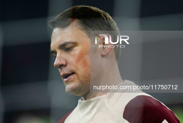 Manuel Neuer of Bayern Munich  looks on during the Champions League Round 4 match between Bayern Munich v Benfica at the Allianz arena, Muni...