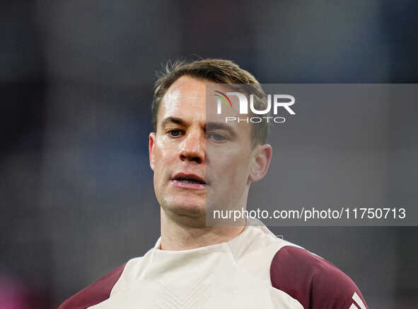 Manuel Neuer of Bayern Munich  looks on during the Champions League Round 4 match between Bayern Munich v Benfica at the Allianz arena, Muni...