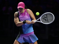 RIYADH, SAUDI ARABIA - NOVEMBER 07: Iga Swiatek of Poland during her match against Daria Kasatkina, on Day 6 of the 2024 WTA Finals, part of...