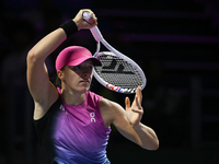 RIYADH, SAUDI ARABIA - NOVEMBER 07: Iga Swiatek of Poland during her match against Daria Kasatkina, on Day 6 of the 2024 WTA Finals, part of...