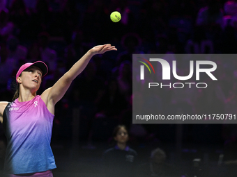 RIYADH, SAUDI ARABIA - NOVEMBER 07: Iga Swiatek of Poland during her match against Daria Kasatkina, on Day 6 of the 2024 WTA Finals, part of...