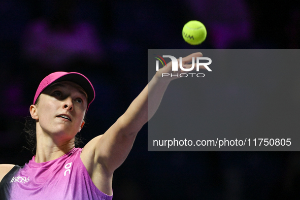 RIYADH, SAUDI ARABIA - NOVEMBER 07: Iga Swiatek of Poland during her match against Daria Kasatkina, on Day 6 of the 2024 WTA Finals, part of...