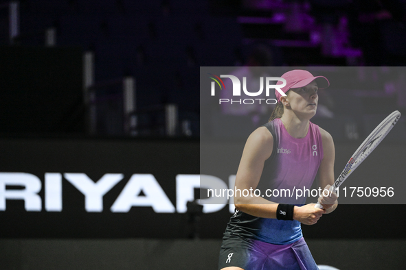 RIYADH, SAUDI ARABIA - NOVEMBER 07: Iga Swiatek of Poland during her match against Daria Kasatkina, on Day 6 of the 2024 WTA Finals, part of...