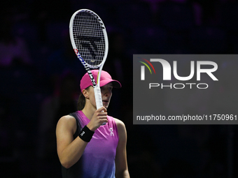 RIYADH, SAUDI ARABIA - NOVEMBER 07: Iga Swiatek of Poland during her match against Daria Kasatkina, on Day 6 of the 2024 WTA Finals, part of...