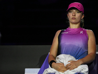 RIYADH, SAUDI ARABIA - NOVEMBER 07: Iga Swiatek of Poland during her match against Daria Kasatkina, on Day 6 of the 2024 WTA Finals, part of...