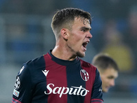 Thijs Dallinga of Bologna FC yells during the UEFA Champions League 2024/25 League Phase MD4 match between Bologna FC and AS Monaco at Stadi...