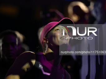 RIYADH, SAUDI ARABIA - NOVEMBER 07: Iga Swiatek of Poland meets with fans after her match against Daria Kasatkina, on Day 6 of the 2024 WTA...