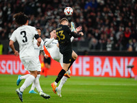 Robin Koch of Eintracht Frankfurt  controls the ball during the Eurepa League Round 4 match between Eintracht Frankfurt v SK Slavia Prague a...