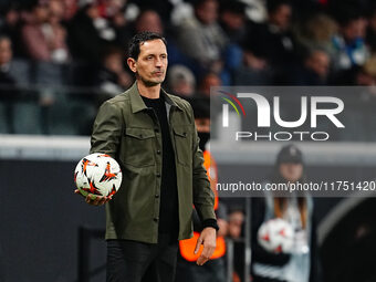 Dino Toppmoller of Eintracht Frankfurt  controls the ball during the Eurepa League Round 4 match between Eintracht Frankfurt v SK Slavia Pra...