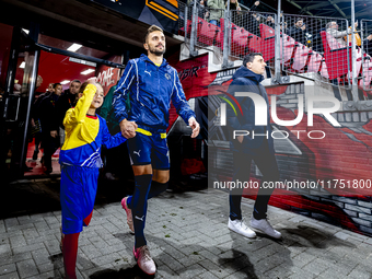 Fenerbahce forward Dusan Tadic plays during the match between AZ and Fenerbahce at the AFAS Stadium for the UEFA Europa League - League phas...