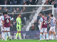 Alex Palmer of WBA marshals his defense during the Sky Bet Championship match between West Bromwich Albion and Burnley at The Hawthorns in W...