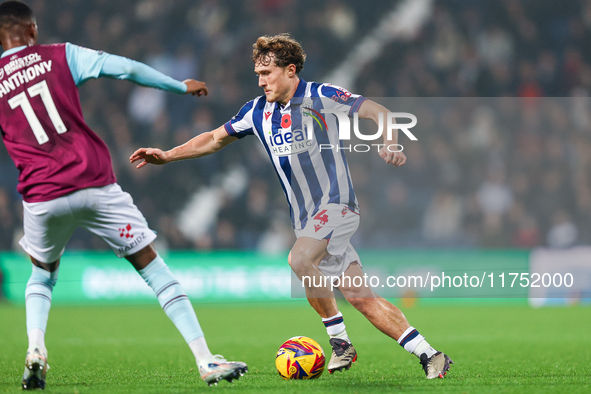 Callum Styles of WBA makes an attacking run during the Sky Bet Championship match between West Bromwich Albion and Burnley at The Hawthorns...