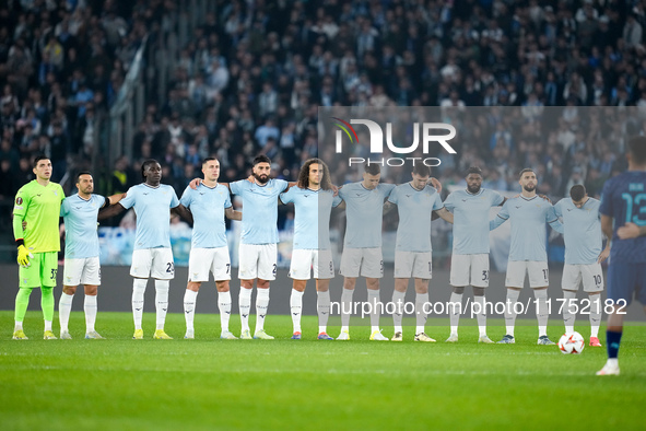 Players of SS Lazio observe a minute of silence in memory of the victims of lood in Valencia during the UEFA Europa League 2024/25 League Ph...