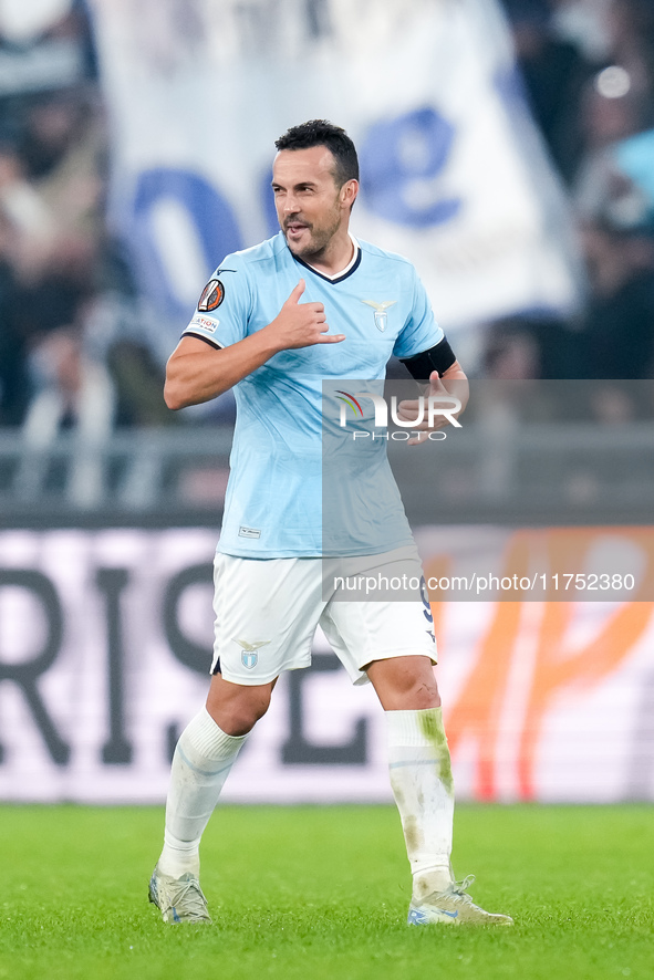 Pedro of SS Lazio celebrates the victory at the end of the UEFA Europa League 2024/25 League Phase MD4 match between SS Lazio and FC Porto a...