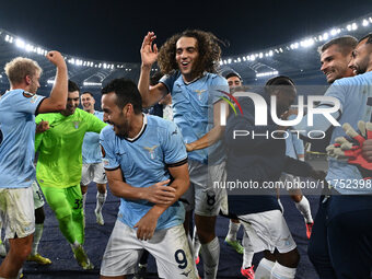 The S.S. Lazio team stands at the end of the UEFA Europa League 2024/25 League Phase MD4 match between S.S. Lazio and F.C. Porto at Olympic...