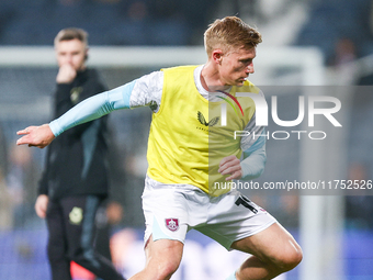 #19, Zian Flemming of Burnley warms up during the Sky Bet Championship match between West Bromwich Albion and Burnley at The Hawthorns in We...