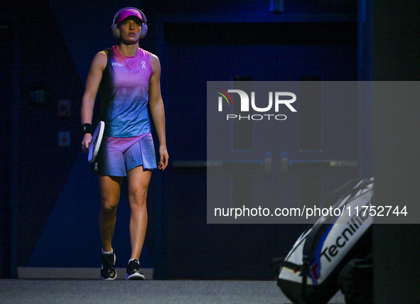 RIYADH, SAUDI ARABIA - NOVEMBER 07: Iga Swiatek of Poland arrives ahead of her match against Daria Kasatkina, on Day 6 of the 2024 WTA Final...