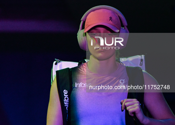 RIYADH, SAUDI ARABIA - NOVEMBER 07: Iga Swiatek of Poland arrives ahead of her match against Daria Kasatkina, on Day 6 of the 2024 WTA Final...