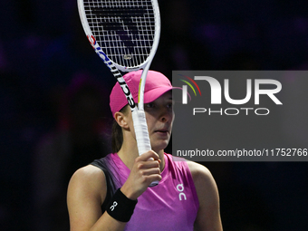 RIYADH, SAUDI ARABIA - NOVEMBER 07: Iga Swiatek of Poland during her match against Daria Kasatkina, on Day 6 of the 2024 WTA Finals, part of...