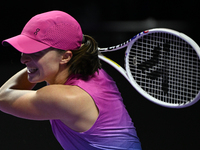 RIYADH, SAUDI ARABIA - NOVEMBER 07: Iga Swiatek of Poland during her match against Daria Kasatkina, on Day 6 of the 2024 WTA Finals, part of...