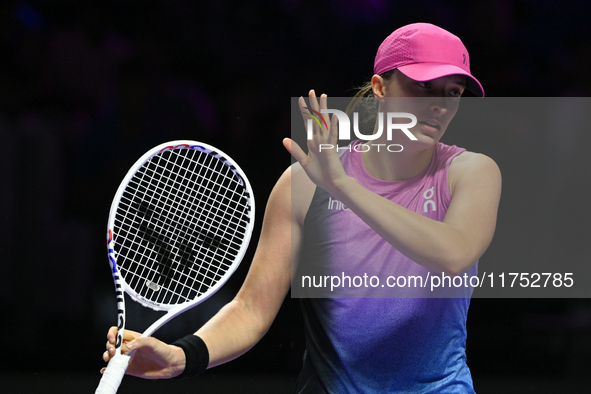 RIYADH, SAUDI ARABIA - NOVEMBER 07: Iga Swiatek of Poland during her match against Daria Kasatkina, on Day 6 of the 2024 WTA Finals, part of...