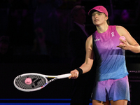 RIYADH, SAUDI ARABIA - NOVEMBER 07: Iga Swiatek of Poland during her match against Daria Kasatkina, on Day 6 of the 2024 WTA Finals, part of...