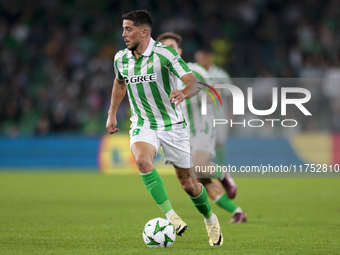 Pablo Fornals of Real Betis runs with the ball during the UEFA Conference League 2024/25 League Phase MD3 match between Real Betis and NK Ce...