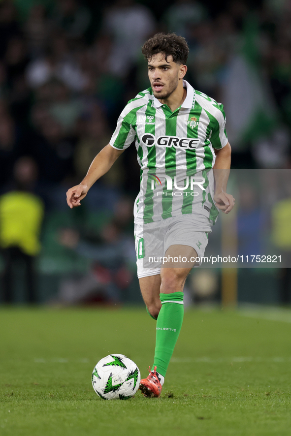 Ez Abde of Real Betis runs with the ball during the UEFA Conference League 2024/25 League Phase MD3 match between Real Betis and NK Celje at...