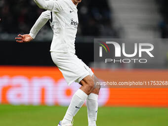 Ellyes Skhiri of Eintracht Frankfurt  controls the ball during the Eurepa League Round 4 match between Eintracht Frankfurt v SK Slavia Pragu...