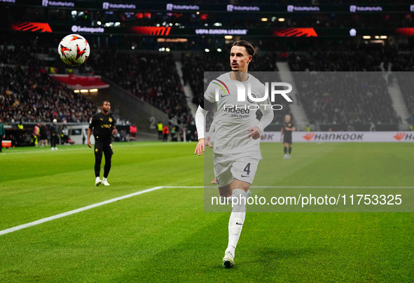 Robin Koch of Eintracht Frankfurt  controls the ball during the Eurepa League Round 4 match between Eintracht Frankfurt v SK Slavia Prague a...