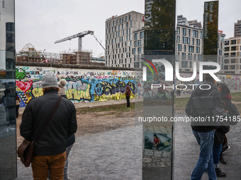  People visit East Side Gallery a day ahead of the 35th anniversary of the fall of the Berlin Wall. Berlin, Germany on 8 November, 2024. (