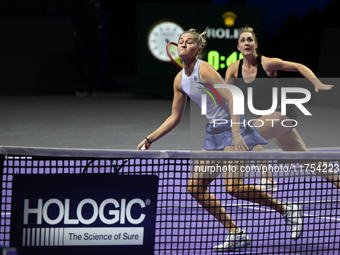 RIYADH, SAUDI ARABIA - NOVEMBER 08: Gabriela Dabrowski (R) of Canada and Erin Routliffe (L) of New Zealand during their semi-final match aga...