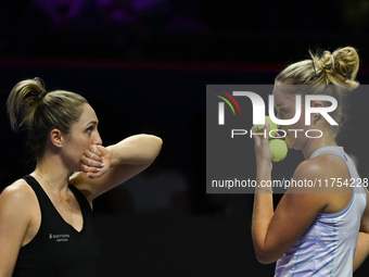 RIYADH, SAUDI ARABIA - NOVEMBER 08: Gabriela Dabrowski (L) of Canada and Erin Routliffe (R) of New Zealand during their semi-final match aga...