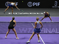 RIYADH, SAUDI ARABIA - NOVEMBER 08: Nicole Melichar-Martinez of USA and Ellen Perez of Australia during their semi-final match against Gabri...