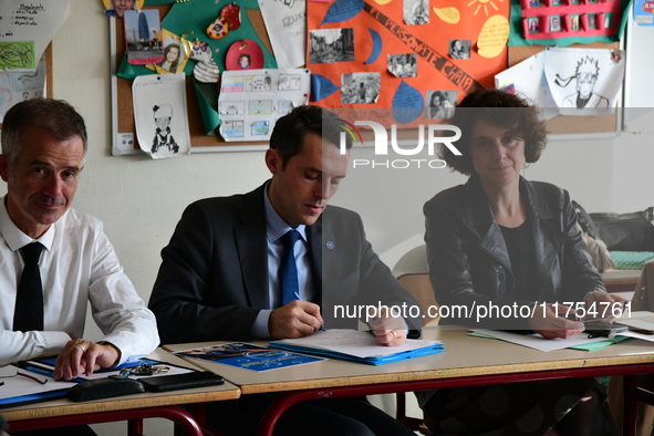 Alexandre Portier, Minister Delegate for Education, presents the O-Xygene project at the Asa Paulini College in Anse, Rhone, France, on Nove...