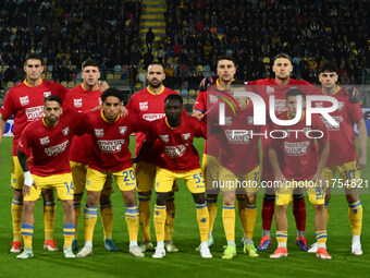 Frosinone Calcio players pose for a team photo with the shirt ''Rispetto per tutte'' during the 13th day of the Serie BKT Championship betwe...