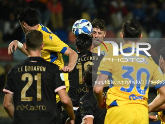 Gabriele Bracaglia of Frosinone Calcio scores the goal to make it 1-1 during the 13th day of the Serie BKT Championship between Frosinone Ca...