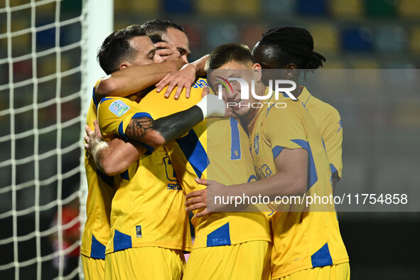 Gabriele Bracaglia of Frosinone Calcio celebrates after scoring the goal to make it 1-1 during the 13th day of the Serie BKT Championship be...